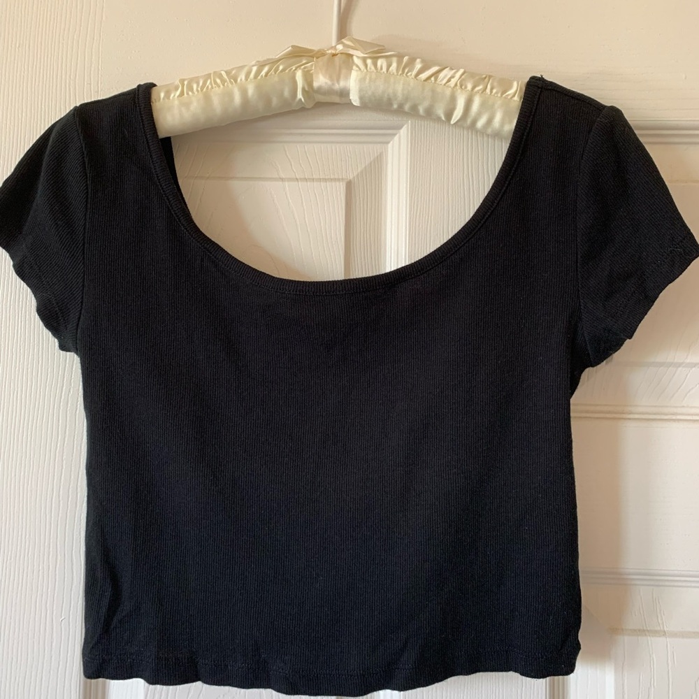 Mossimo black crop top
